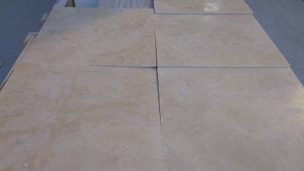 Light Travertine - Cross Cut - Tile