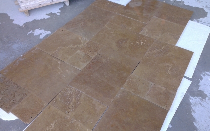 Noche Travertine - Cross Cut