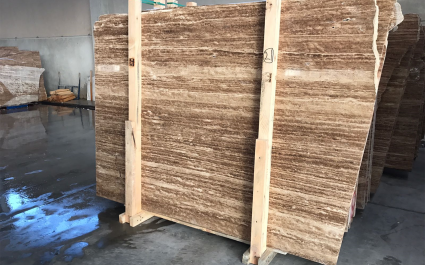 Noche Travertine - Vein Cut