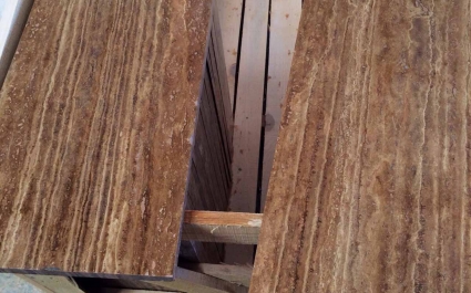 Noche Travertine - Vein Cut