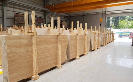 Light Travertine - Slab